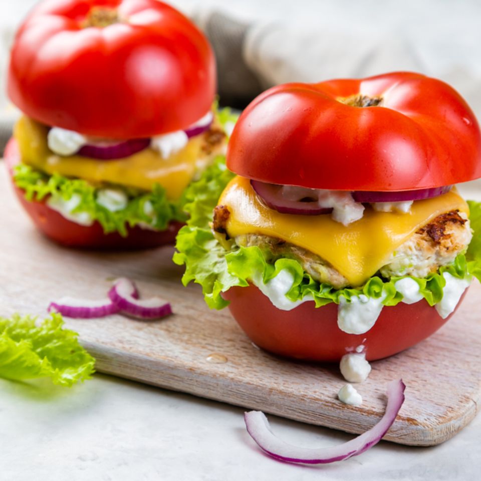 Atkins-Diät: Tomaten-Burger
