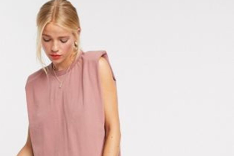 It-Piece: Kurzärmeliges Minikleid mit Schulterpolstern von ASOS Design, um 29 Euro Kurzärmeliges Minikleid mit Schulterpolstern von ASOS Design, um 29 Euro