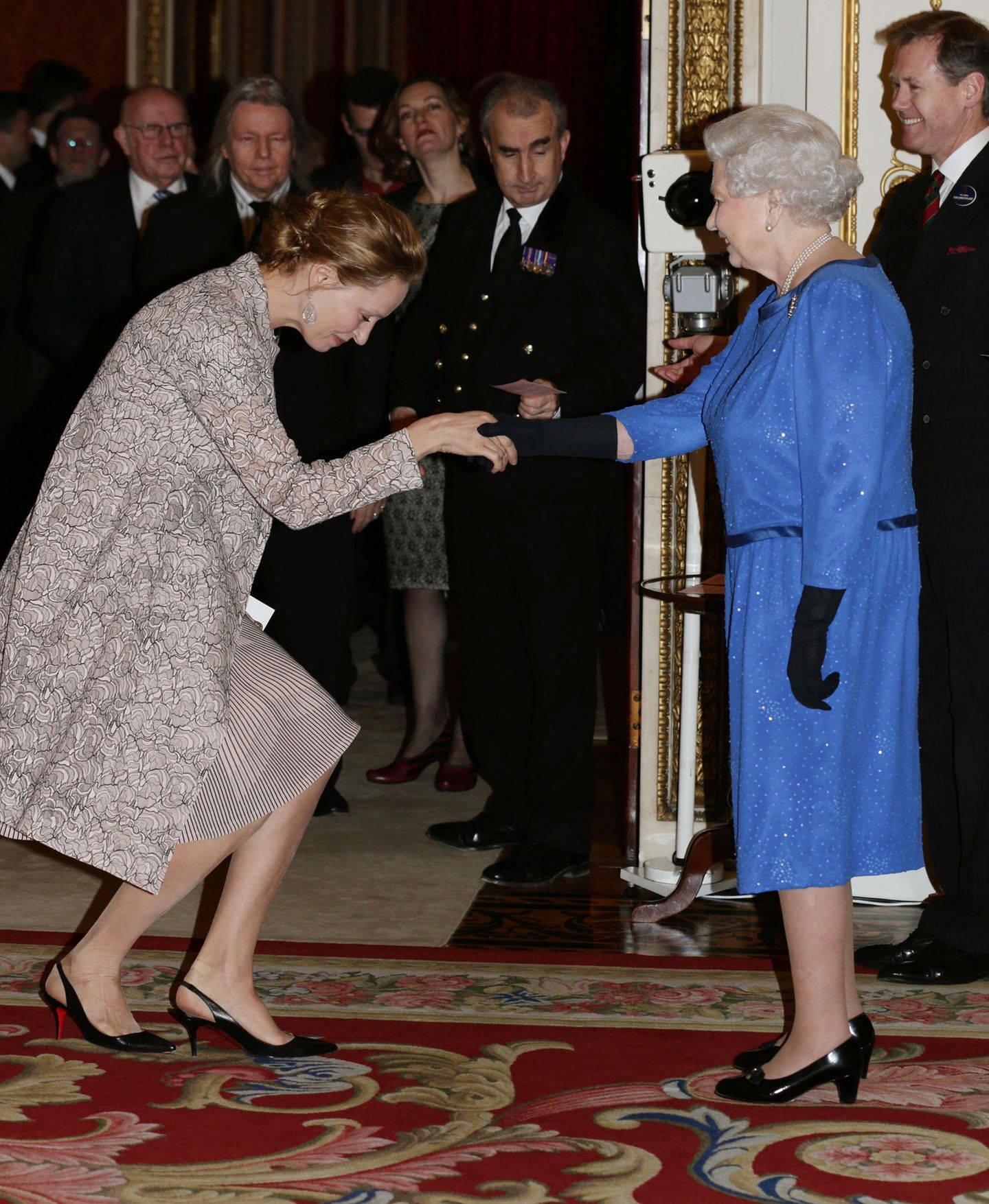 Queen Elizabeth II.: mit Uma Thurman