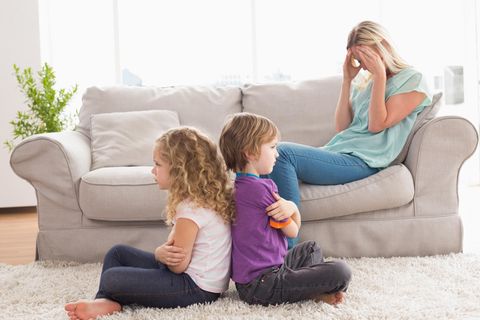 Streiten lernen im Kleinkindalter: Zerstrittene Geschwister
