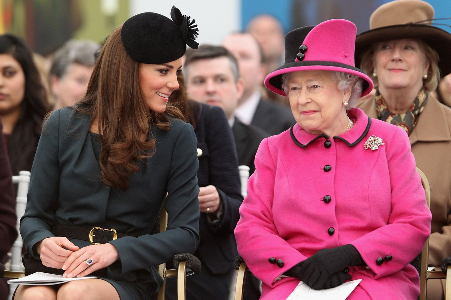 Royals: Herzogin Kate: Queen Elizabeth gibt Statement heraus
