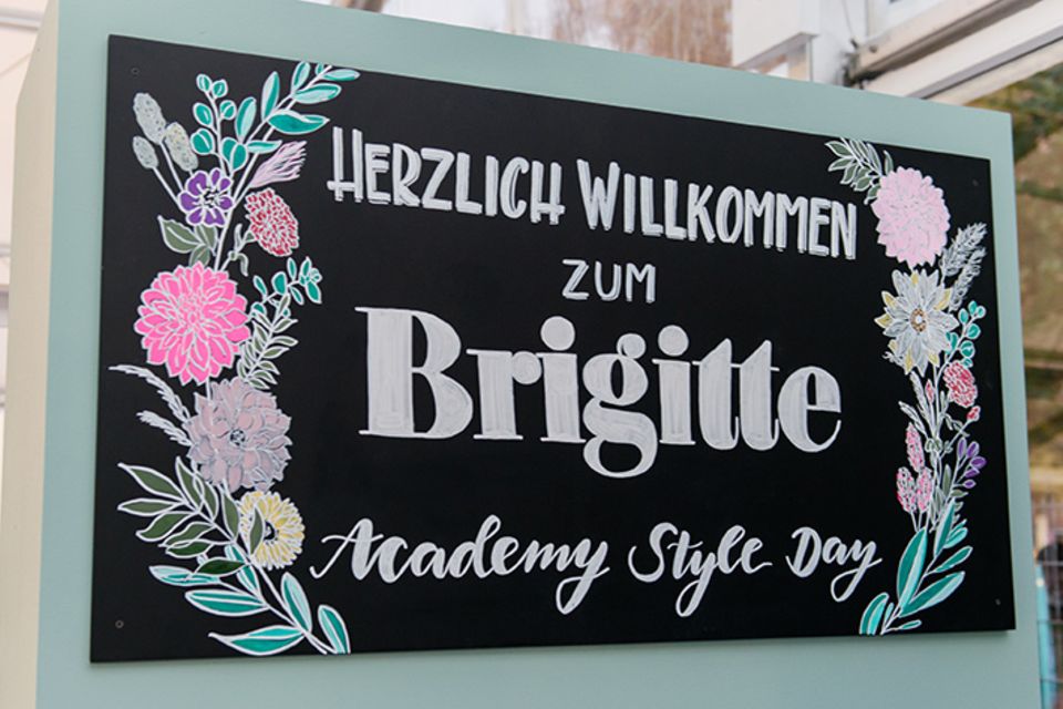 Jetzt Tickets sichern: Der BRIGITTE Style Day kommt zu euch nach Hause! Jetzt Tickets sichern: Der BRIGITTE Style Day kommt zu euch nach Hause!