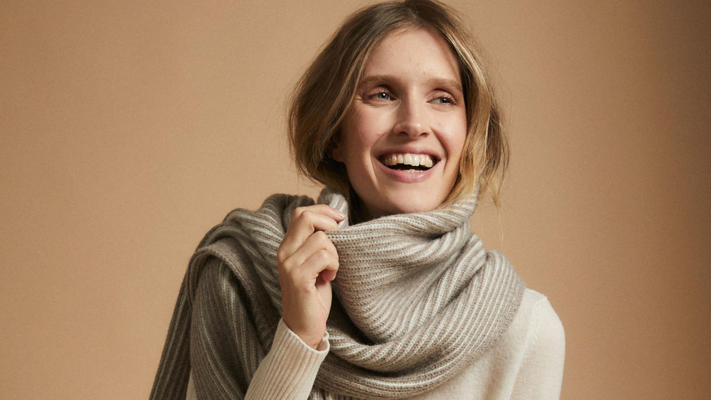 Mode & Accessoires lanius hw20 12702 00 rippenschal off white natural 02 - Mode & Accessoires
