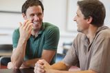 Ein junger Vater erzählt: Zwei Männer treffen sich und reden miteinander