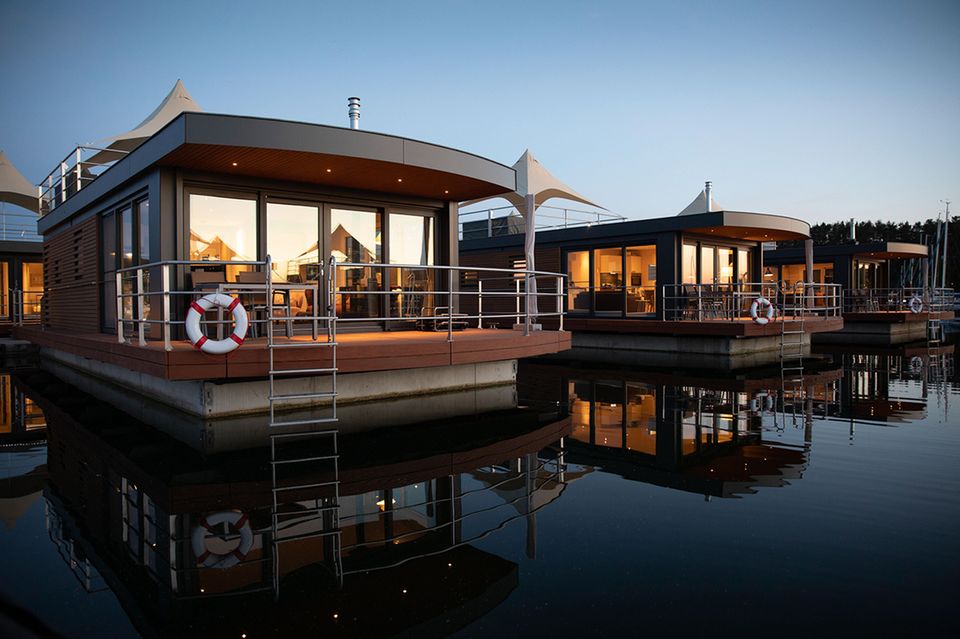 Gewinnspiel: Floating Village Brombachsee – mehr Wasser geht nicht! Gewinnspiel: Floating Village Brombachsee – mehr Wasser geht nicht!
