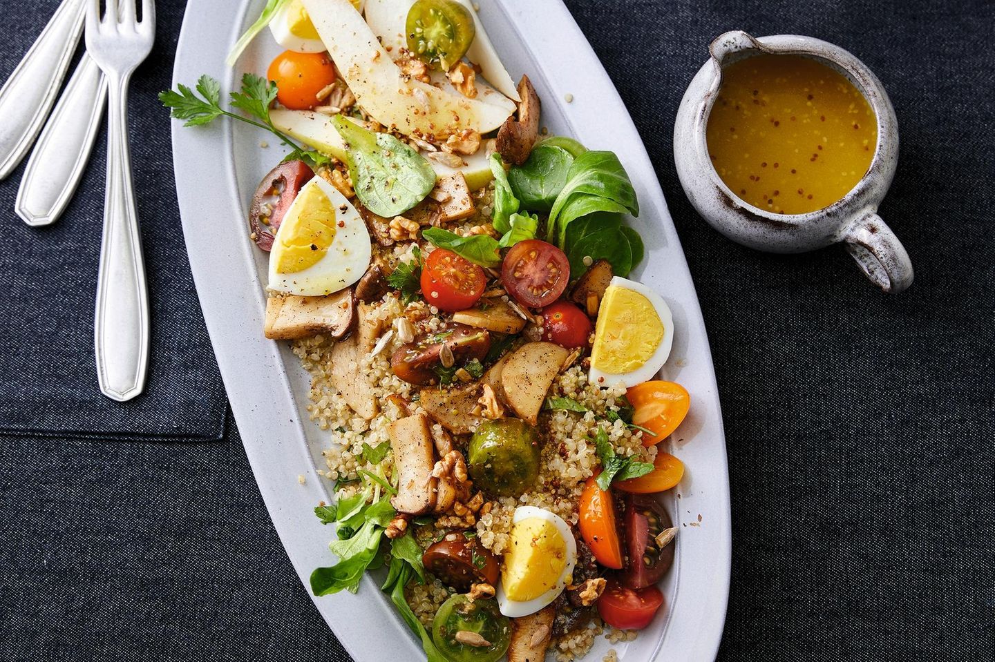 Quinoa Salat Mit Krauterseitlingen Und Ei Brigitte De