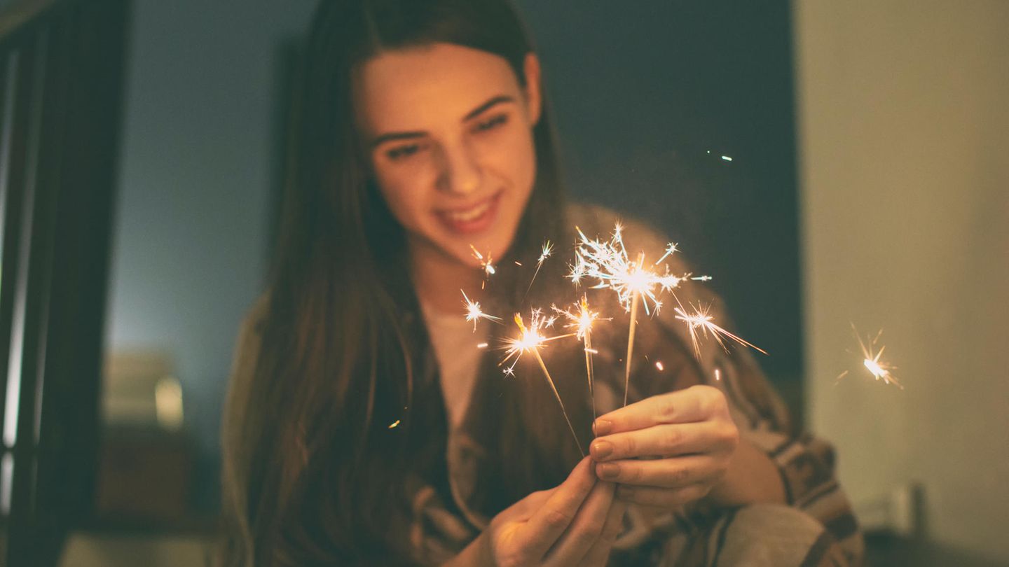 Silvester alleine: 9 Tipps für den Jahreswechsel | BRIGITTE.de