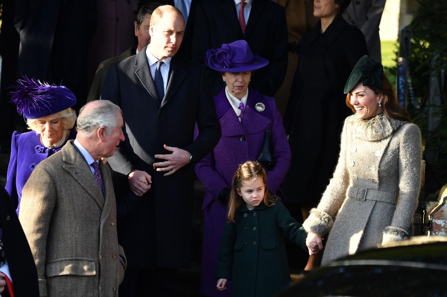 Weihnachten bei den Windsors: Herzogin Kate, Prinz Charles, Camilla und Prinzessin Charlotte