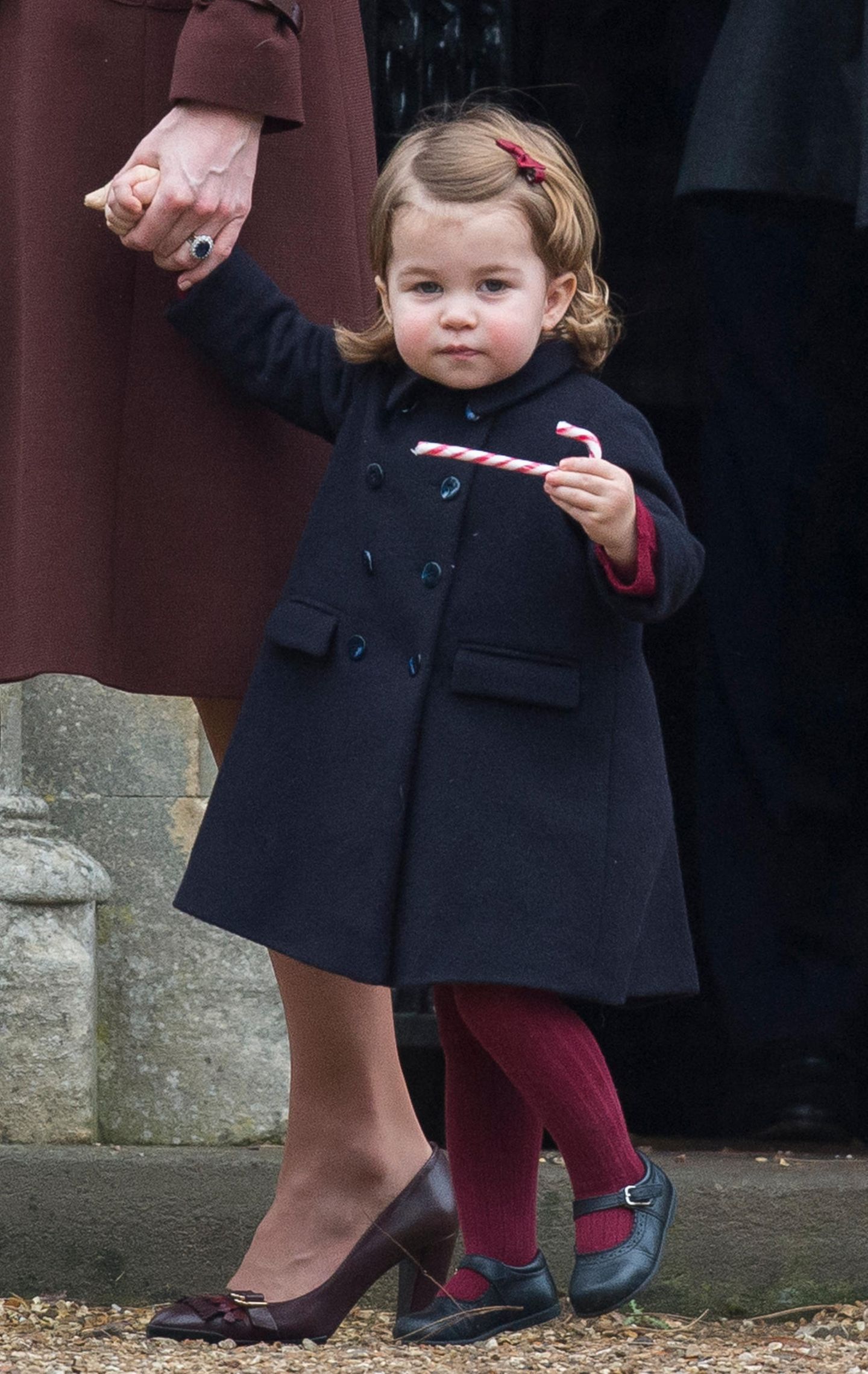 Weihnachten bei den Windsors: Prinzessin Charlotte mit Zuckerstange