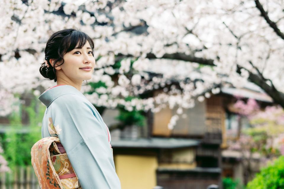 Japanische Blutgruppen-Typologie: Japanerin im Kimono