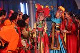 Hochzeitskleider aus aller Welt: mongolische Braut