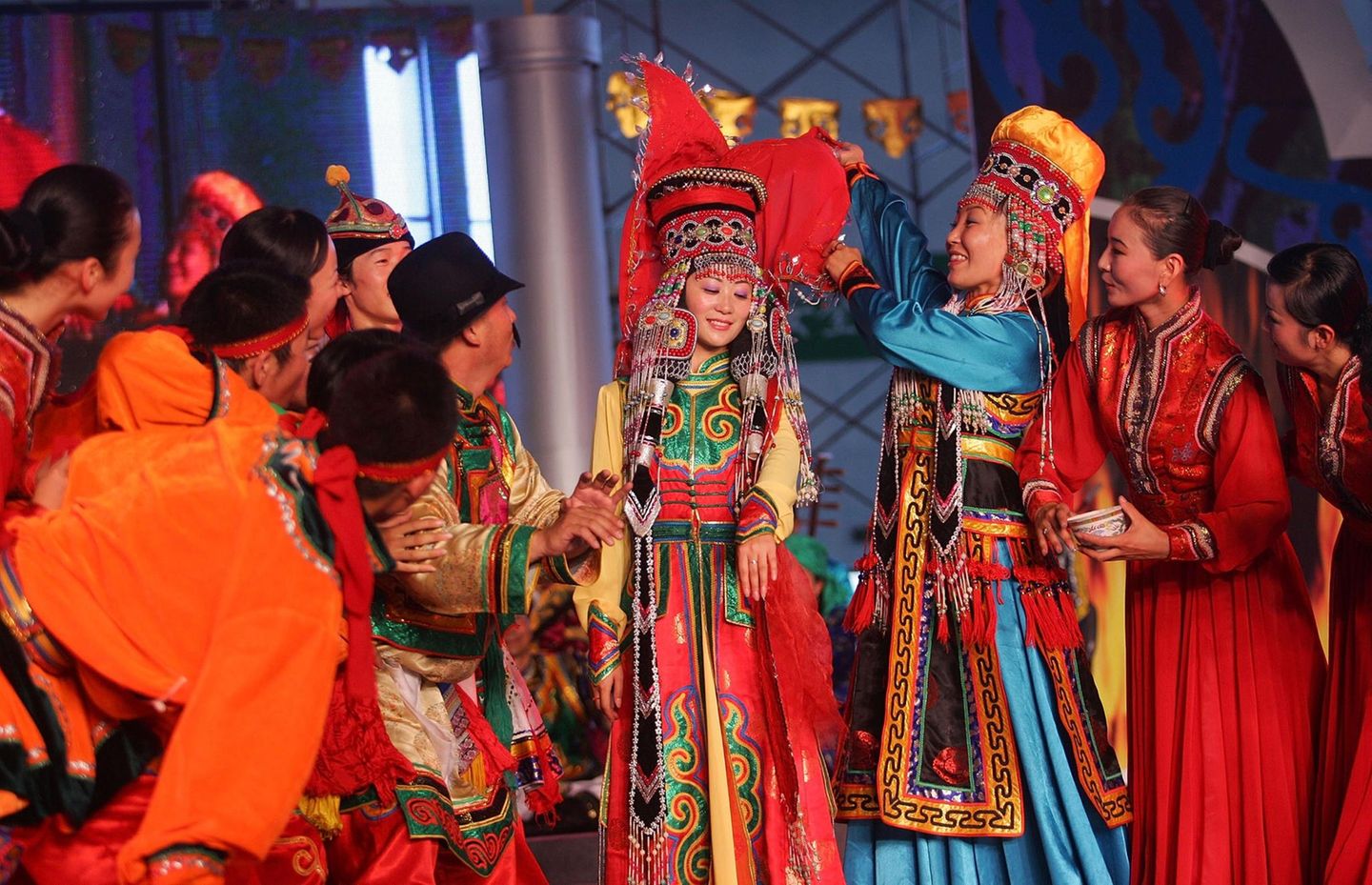 Hochzeitskleider aus aller Welt: mongolische Braut