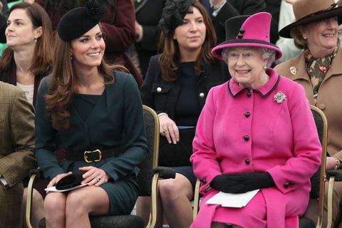 Queen Elizabeth plant "besondere Überraschung" zu Kates 10. Jubiläum