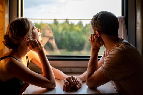 Psychologie: Paar im Zug