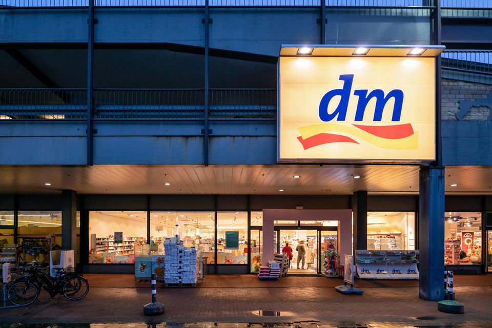 Corona aktuell: dm - Filiale
