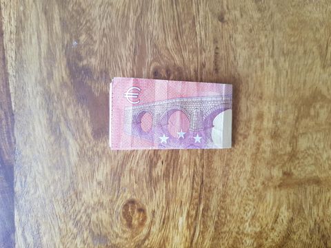 Geldscheine Zum Herz Falten Einfache Anleitung Brigitte De