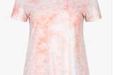Batik-Shirts tragen wir im Frühling und Sommer noch immer gern. Klar, dass diese Variante in Weiß und Rosa sofort in unseren Warenkorb wandert. Von Zizzi über Zalando, rund 25 Euro.