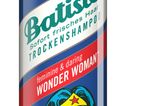 Crash, Boom, Bäng! Bei dem limitierten Trockenshampoo Wonder Woman von Batiste stimmt nicht nur die Verpackung, sondern auch der Inhalt. Mit fettigen Ansätzen und kraftlosem Haar macht Batiste Wonder Woman kurzen Prozess, zurück bleibt eine frische und herrlich voluminöse Girl-Power-Mähne. Für rund 3,50 Euro erhältlich.