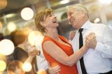 Bewegung ab 60: Tanzendes Paar