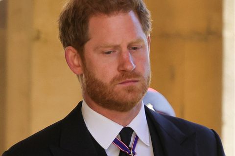 Prinz Harry: Er war "besorgt und ängstlich", als er zu Prinz Philips Beisetzung reiste: Prinz Harry auf der Beisetzung