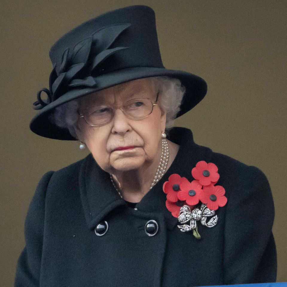 Queen Elizabeth: Ist keine Krise zu groß? So geht es der Monarchin seit Prinz Philips Tod: Queen Elizabeth