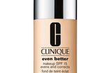 Das Even Better Make-up SPF 15 von Clinique ist ein absoluter Klassiker unter den Foundations. Die Formulierung ist schweiß- und feuchtigkeitsresistent – und lässt die Haut dennoch natürlich aussehen. Ursprünglich für circa 35 Euro über Douglas erhältlich.