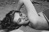 Sophia Loren mit Achselhaaren