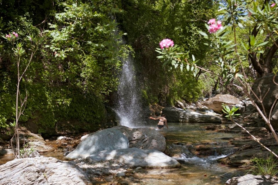 Euböa: Die geheime Insel Euböa: Wasserfall