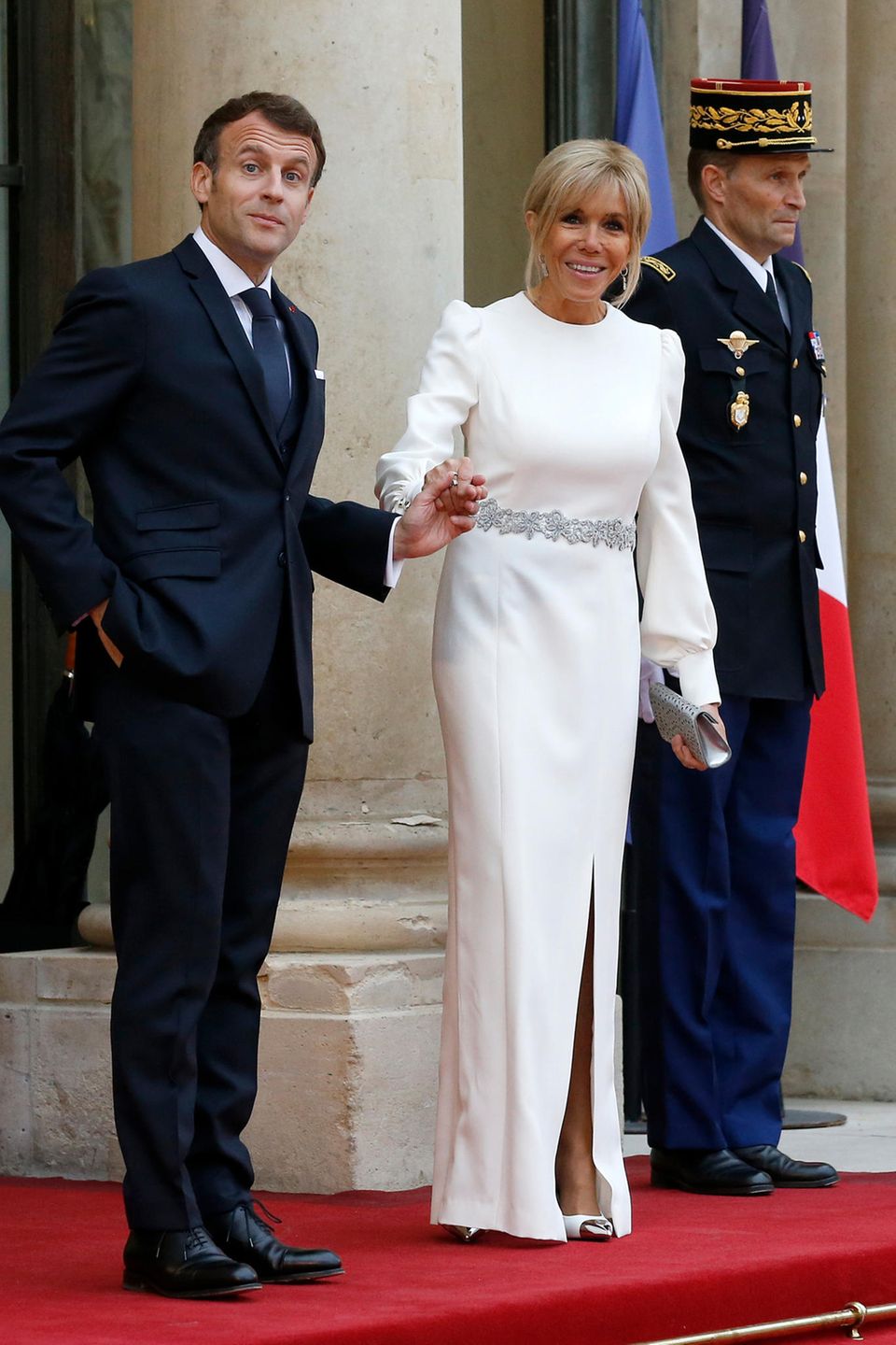 Emmanuel und Brigitte Macron empfangen den italienischen Präsidenten Mattarella
