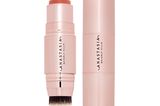 Cremeblush ist nicht nur schön im Sommer, es ist auch praktisch beim Reisen. Das Stick Blush von Anastasia Beverly Hills kann nämlich ohne Probleme mit ins Handgepäck. Der praktische Pinsel ist außerdem prima, um das Produkt ganz einfach zu verblenden. Die Textur ist ultraleicht und verleiht dem Gesicht einen gesunden, strahlenden Glow. Mein Favorit: die Farbe "Peachy Keen". Für rund 35 Euro erhältlich.  Friederike, Mode- und Beauty-Redakteurin