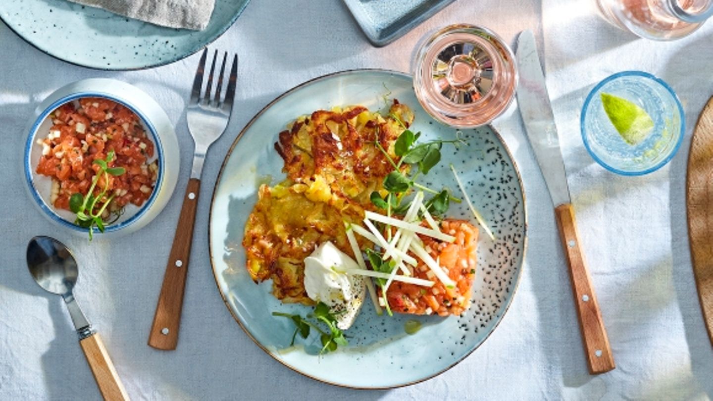 Kartoffelrösti mit Lachs-Apfel-Tatar | BRIGITTE.de