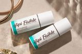 Hipi Faible sorgt für freshe Lippen an heißen Tagen. Mit Minze und Menthol zaubert der Lip Balm nämlich ein wenig Abkühlung auf die Schnute. Perfekt für den Sommer!  Lip Balm Mint & Menthol von Hipi Faible für 12 €.