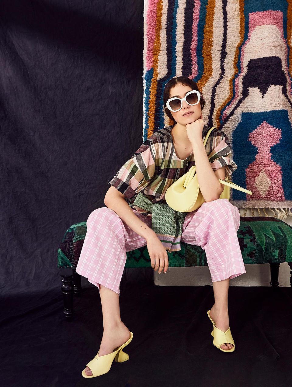 Mustermix: Fashion No-Go oder Trend? Frau mit Sonnenbrille