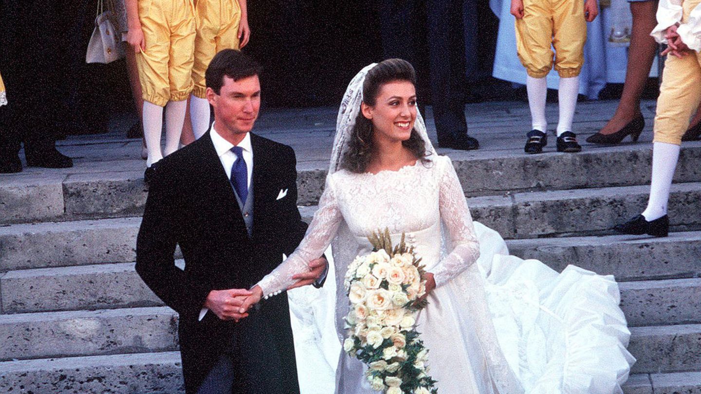 Brautmode-der-Royals-Ihr-M-rchenbrautkleid-verzauberte-nicht-nur-ihren-Prinzen