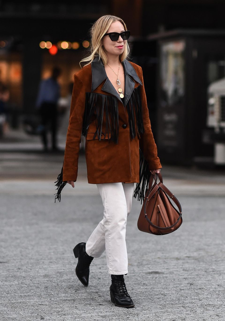 Von Pumpkin-Spice bis Hot-Chilli: Influencerin vor der Jason Wu Show. Influencerin vor der Jason Wu Show.