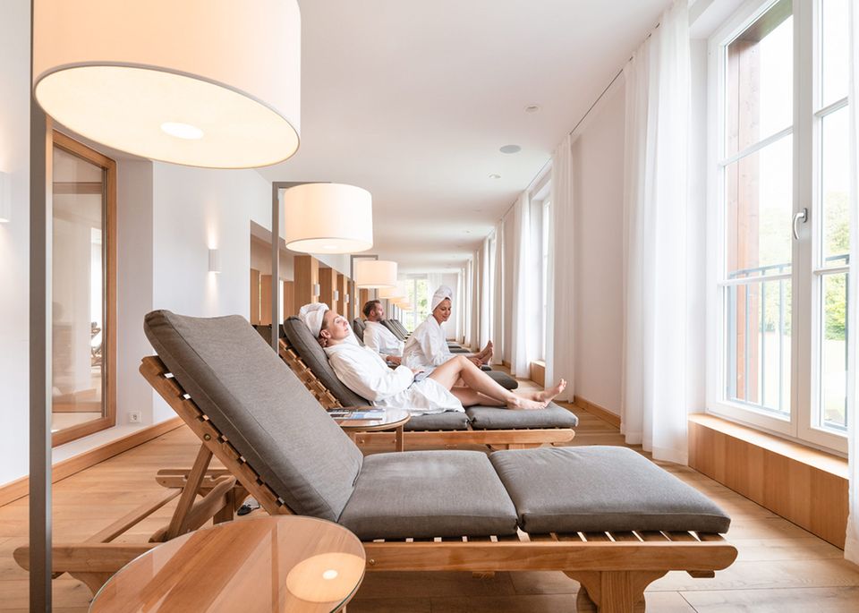Gewinnspiel: Gräfliche Verwöhntage im 4*-Superiorhotel Gräflicher Park Health & Balance Resort Gewinnspiel: Gräfliche Verwöhntage im 4*-Superiorhotel Gräflicher Park Health & Balance Resort