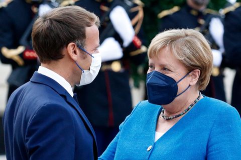 Angela Merkel und Ammenuel Macron bei einem gemeinsamen Auftritt