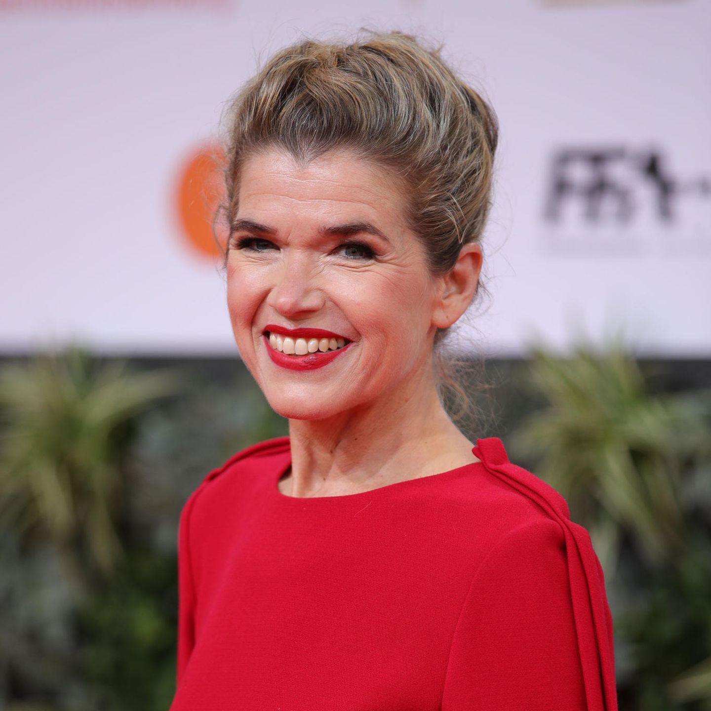 Anke engelke oben ohne