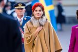Königin Letizia bei der Willkommenszeremonie im Schlosshof am Königlichen Schloss in Stockholm.