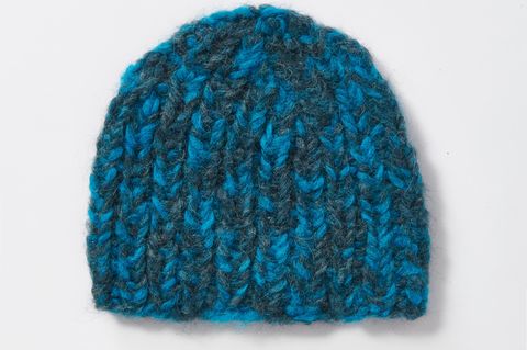 Melierte Mütze stricken: Blau melierte Mütze