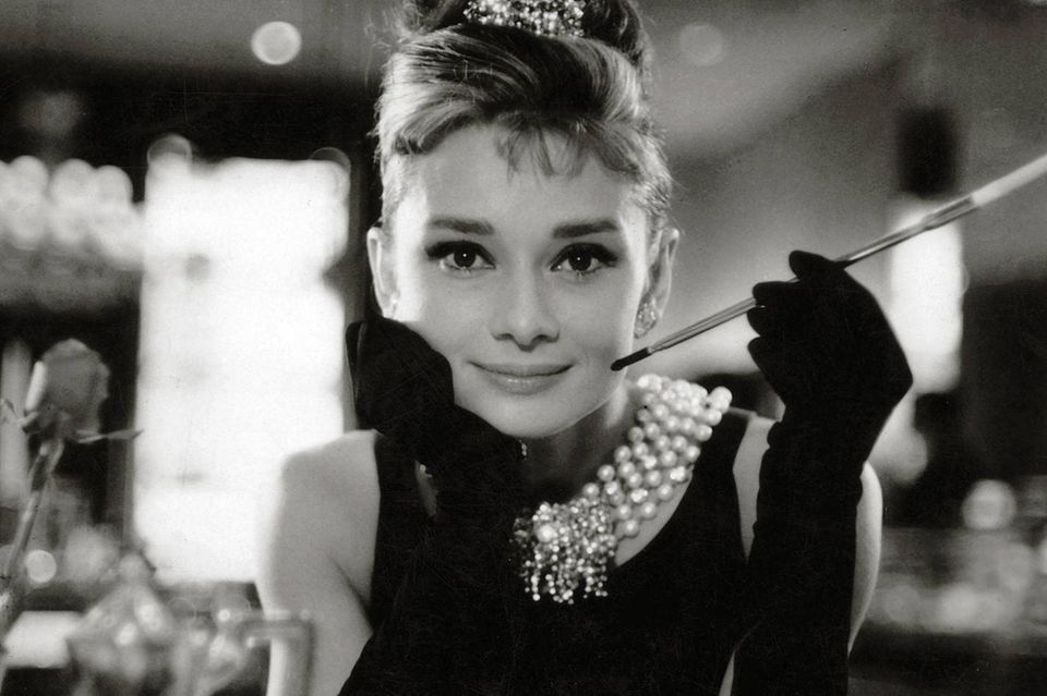 Audrey Hepburn in ihrer Rolle als "Holly" in Breakfast at Tiffany's.