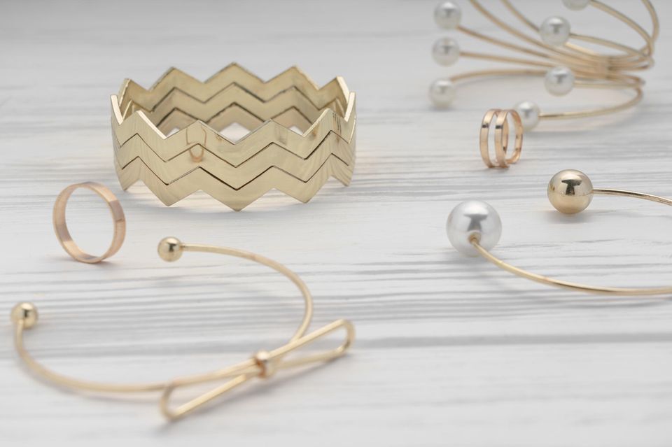 Ab in den Olymp: Goldener Schmuck