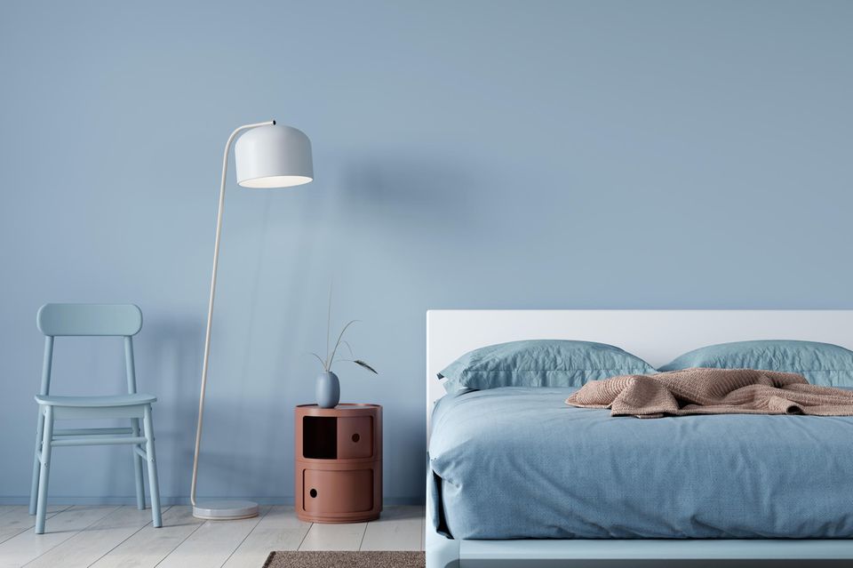 Blaues Schlafzimmer | Farbpsychologie: Mit diesen Wandfarben schläfst du besser und hebst deine Stimmung