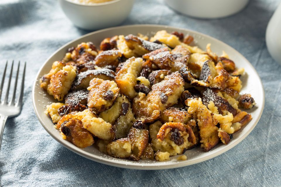 Kaiserschmarrn mit Apfelmus