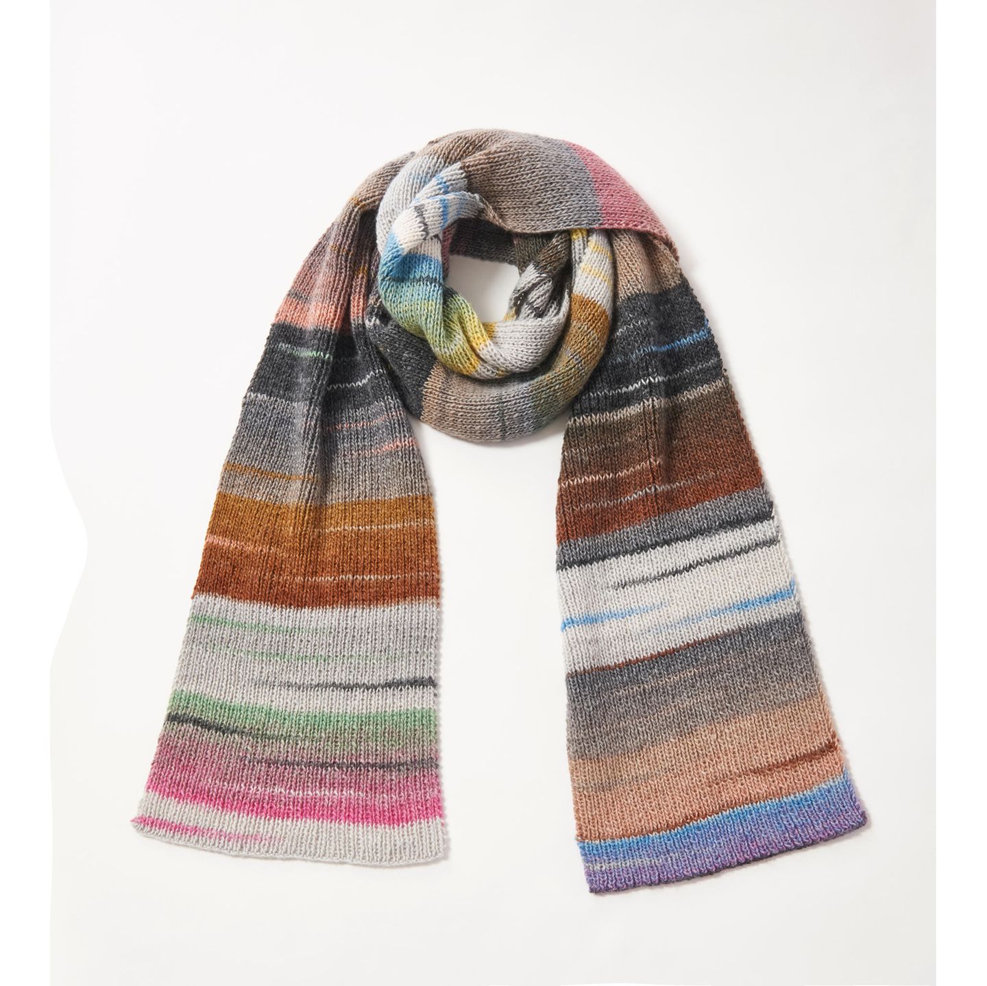Großen Multicolor-Schal stricken: ein gestreifter bunter Schal