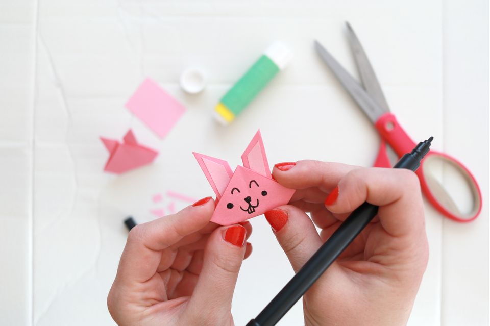 Origami-Tiere: Hase falten Schritt 8