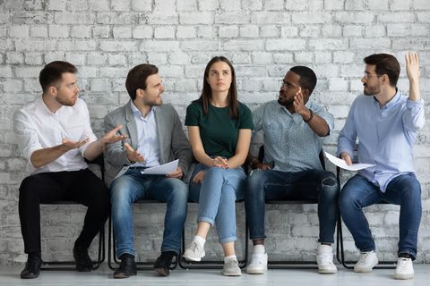 Bei Mansplaining cool bleiben: Mit diesen 4 Sätzen klappt's!