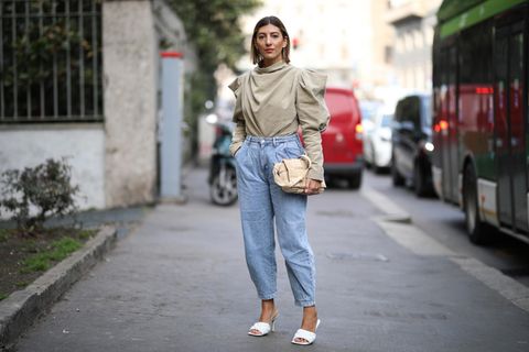 Denim-Trend 2021: So cool stylen Fashionistas die Crossover Jeans