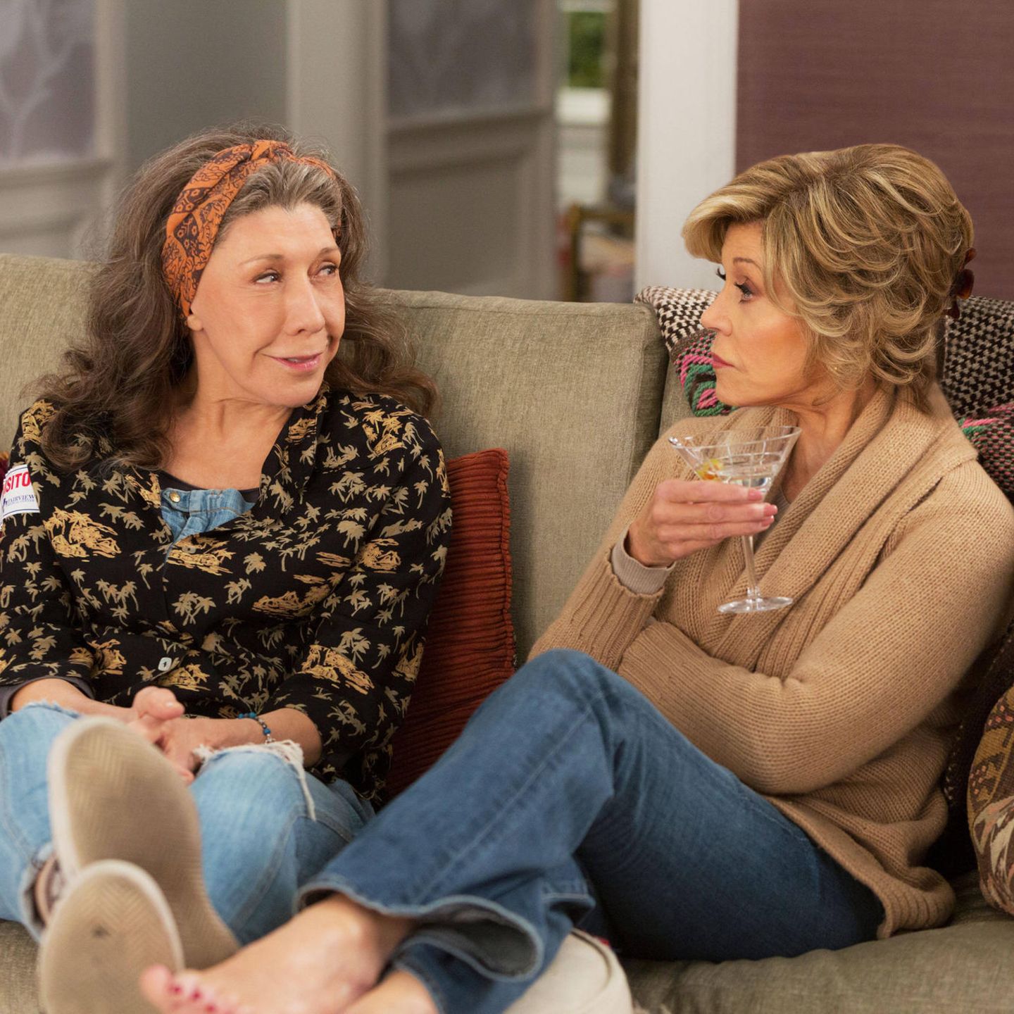 Weltfrauentag: Frankie (Lily Tomlin) und Grace (Jane Fonda) in der Serie "Grace and Frankie"