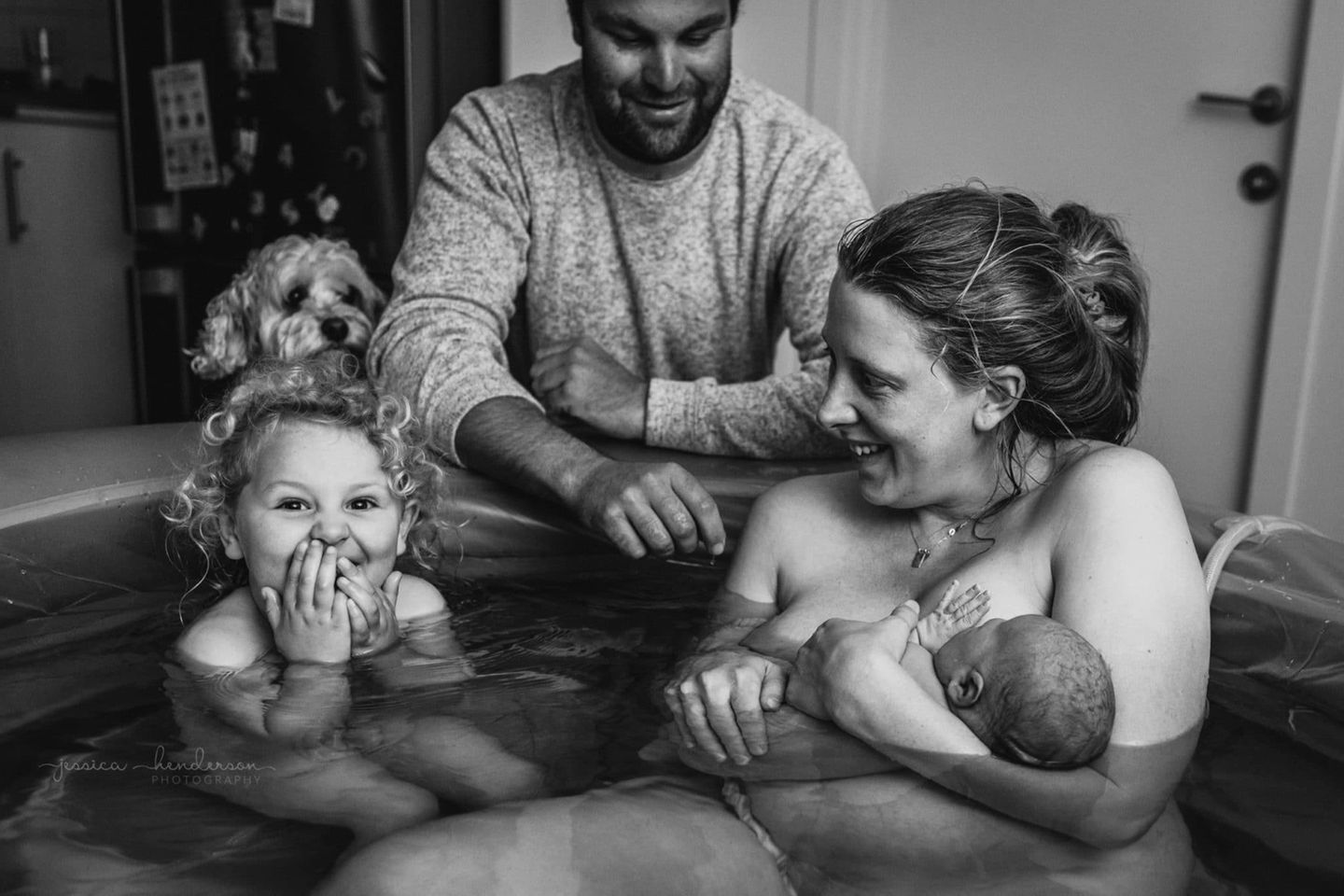 Geburtsfotografie 2022: Jessica Henderson "Daughters Of A Midwife"